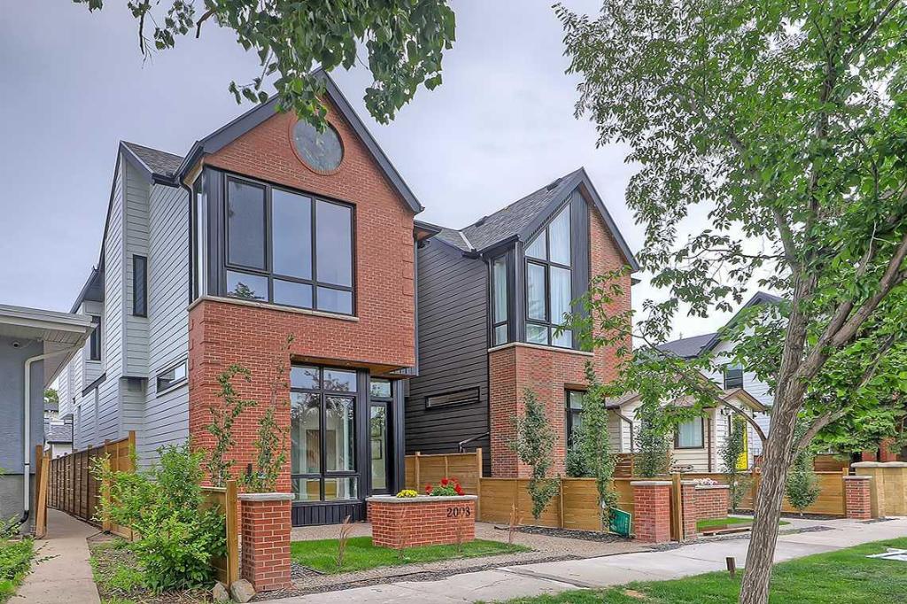 2008 8 Avenue SE Calgary AB T2G 0N8 | MLS #A2324763 MLS #A2324763 image #0