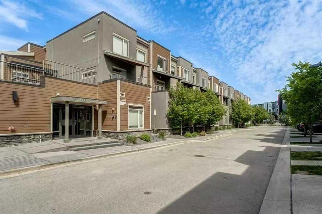 216, 10 Westpark Link SW Calgary AB T3H 0Y5 | MLS #A2325325 MLS #A2325325 image #0