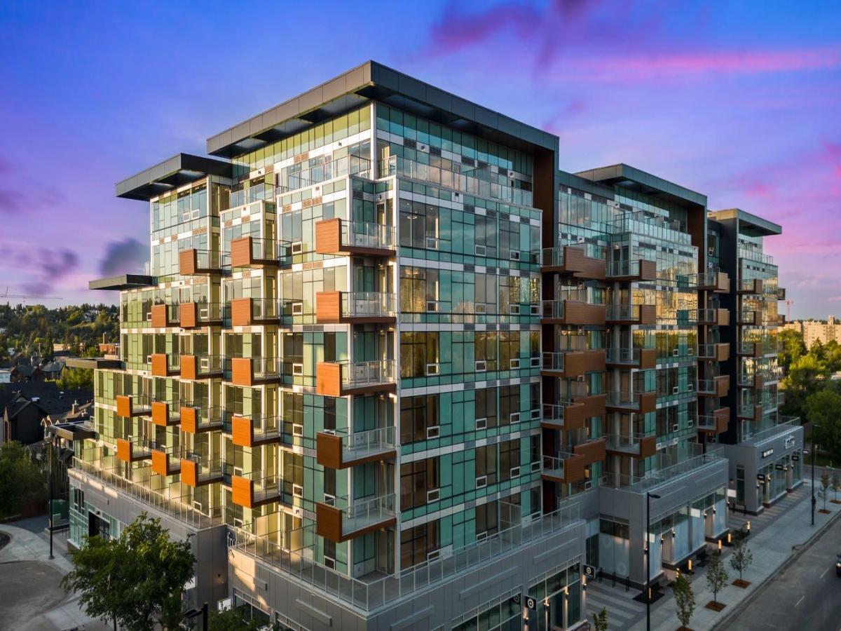 235, 110 18A Street NW Calgary AB T2N 5G5 | MLS #A2327080 MLS #A2327080 image #0