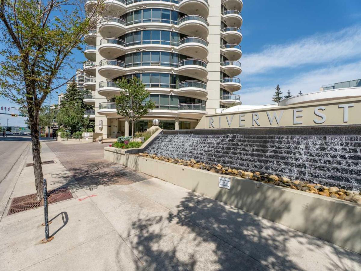 804, 1088 6 Avenue SW Calgary AB T2P 5N3 | MLS #A2328467 MLS #A2328467 image #0
