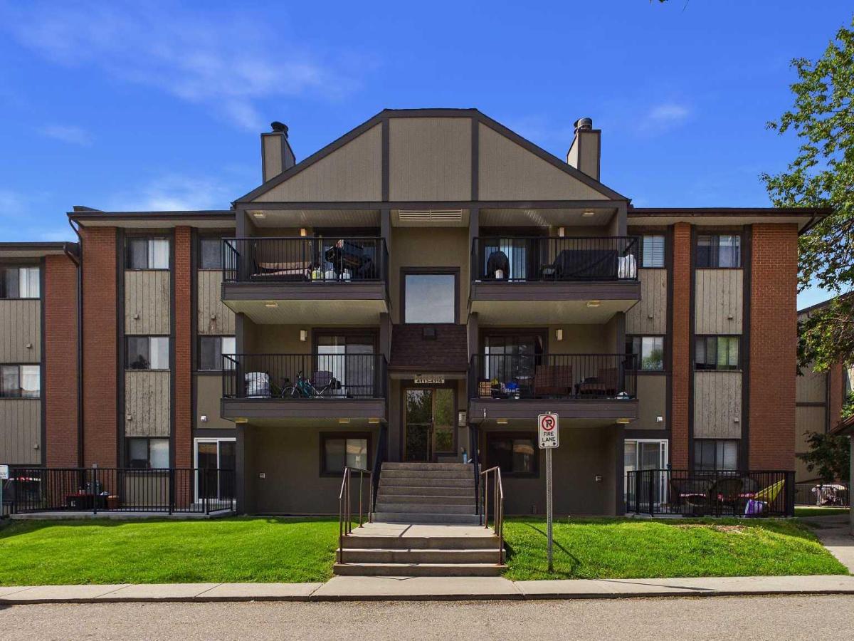 4214, 13045 6 Street SW Calgary AB T2W 5H1 | MLS #A2329267 MLS #A2329267 image #0