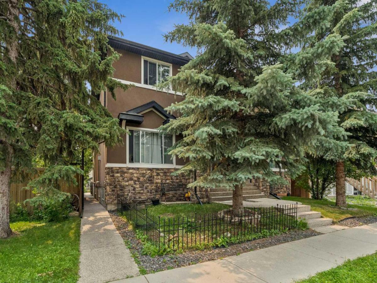 2, 441 20 Avenue NE Calgary AB T2E 1R3 | MLS #A2330608 MLS #A2330608 image #0