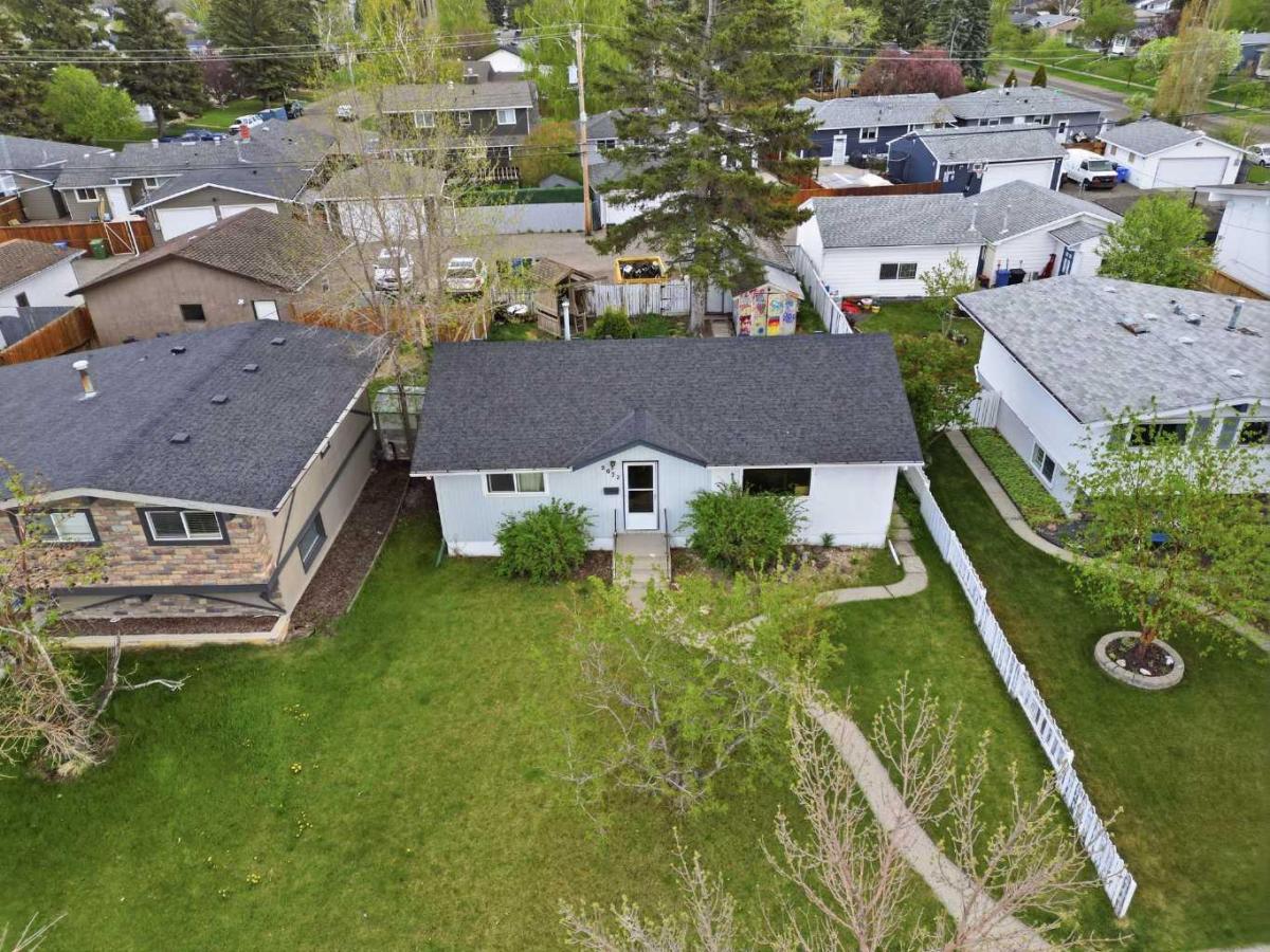 9032 Fairmount Drive SE Calgary AB T2H0Z5 | MLS #A2331239 MLS #A2331239 image #0