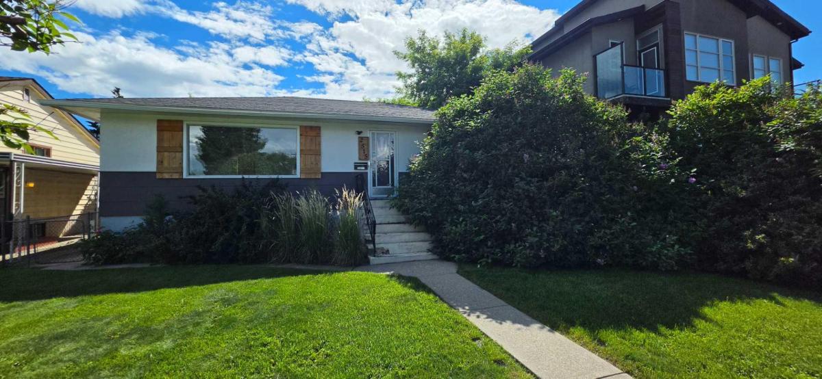 2515 Cochrane Road NW Calgary AB T2M 4H8 | MLS #A2331453 MLS #A2331453 image #0