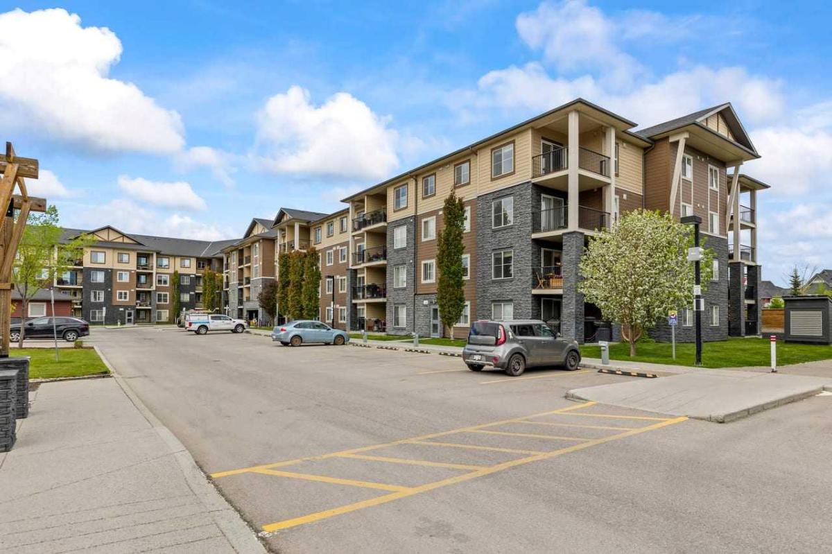 2201, 81 Legacy Boulevard SE Calgary AB T2X 2B9 | MLS #A2333427 MLS #A2333427 image #0