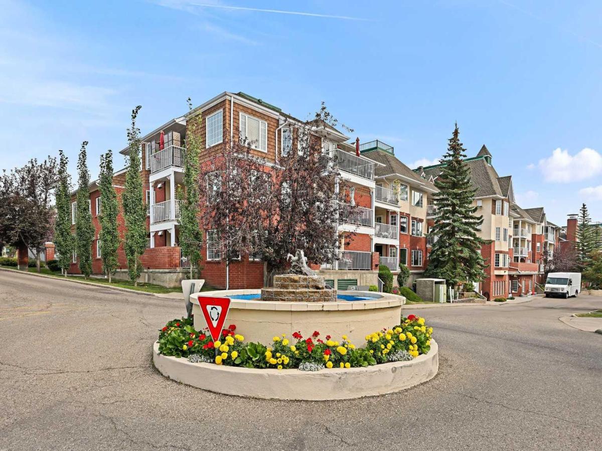 1206 Sienna Park Green SW Calgary AB T3H 3N7 | MLS #A2334829 MLS #A2334829 image #0