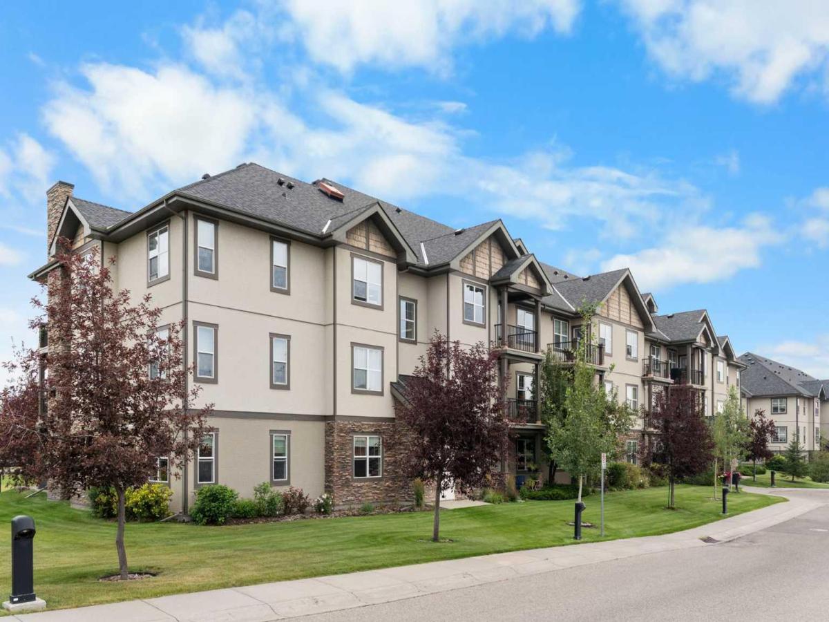 310, 25 Prestwick Drive SE Calgary AB T2Z 4Z1 | MLS #A2336501 MLS #A2336501 image #0
