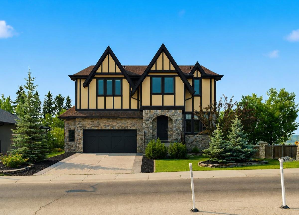 8243 Fortress Drive SW Calgary AB T3H 0T8 | MLS #A2336744 MLS #A2336744 image #0