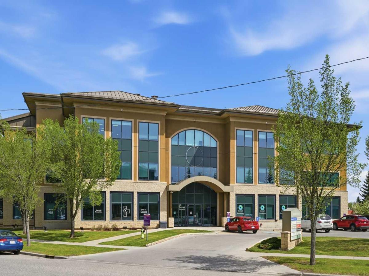 222, 40 Sunpark Plaza SE Calgary AB T2X 3X7 | MLS #A2337254 MLS #A2337254 image #0