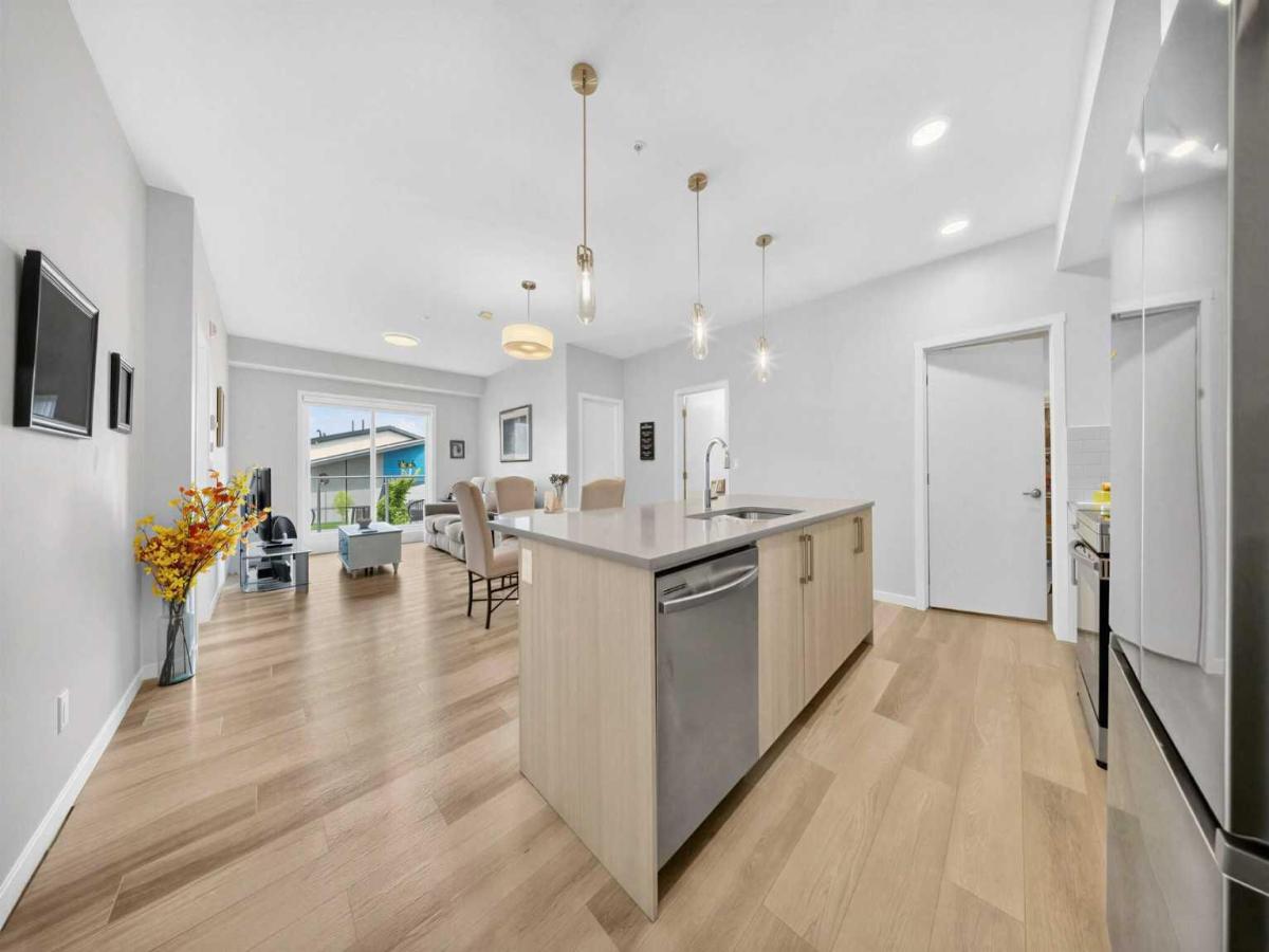 Calgary Homes for Sale from $300k to $400k MLS #A2337708 image #0