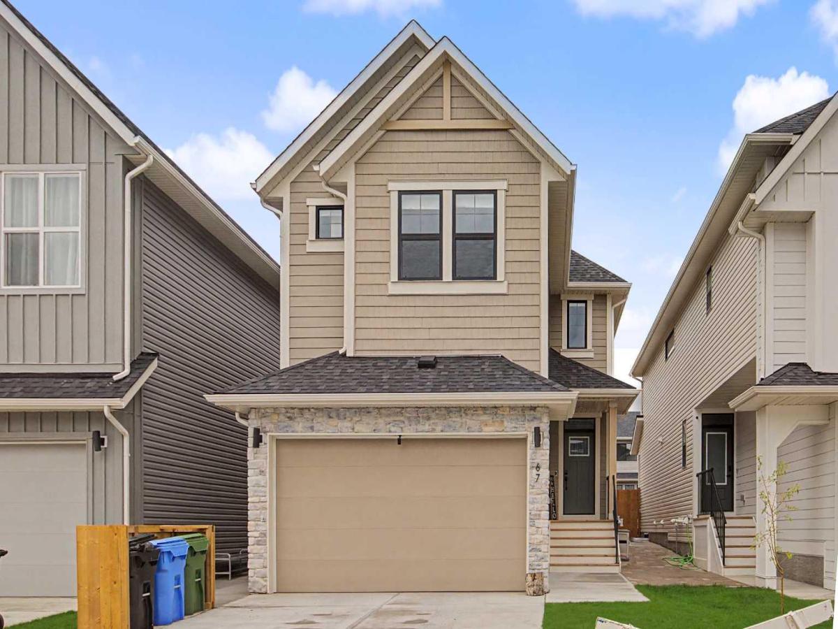 67 Copperhead Grove SE Calgary AB T2Z 5G1 | MLS #A2337866 MLS #A2337866 image #0