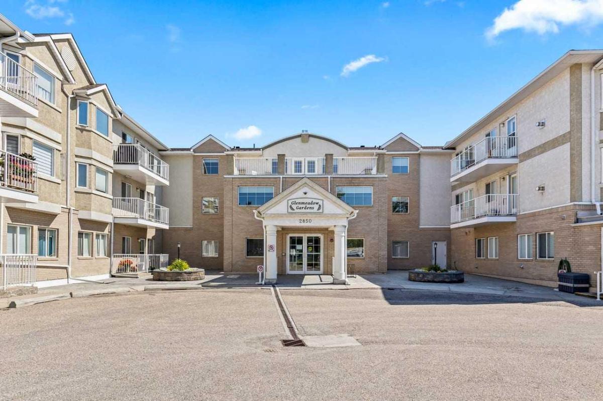 114, 2850 51 Street SW Calgary AB T3E6S7 | MLS #A2338027 MLS #A2338027 image #0