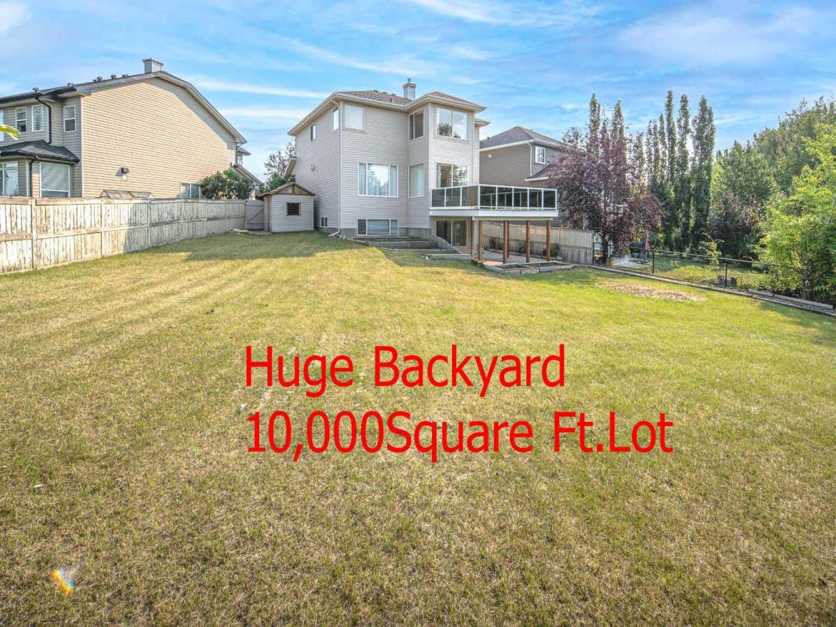 66 Royal Oak Grove NW Calgary AB T3G 5P3 | MLS #A2339554 MLS #A2339554 image #0