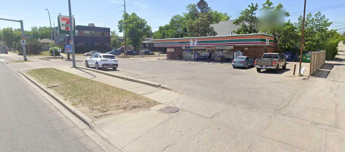 2903 Centre Street NW Calgary AB t2e2v9 | MLS #A2259394 MLS #A2259394 image #0