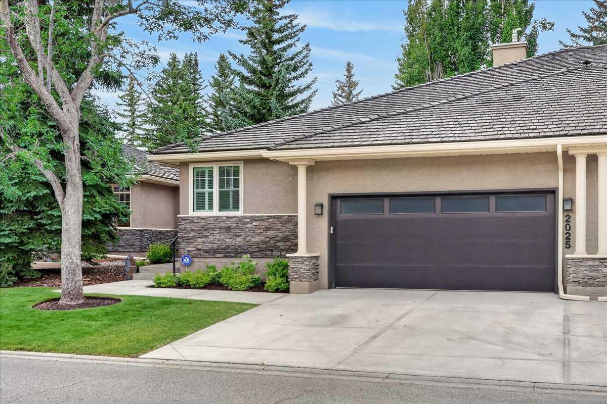 2025 Palermo Way SW Calgary AB T2V 3P1 | MLS #A2339986 MLS #A2339986 image #0