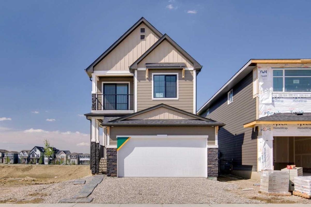434 Bighorn Avenue SW Calgary AB T2Y1C9 | MLS #A2340633 MLS #A2340633 image #0