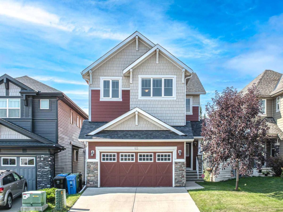 65 Sherwood Road NW Calgary AB T3R 0N8 | MLS #A2341094 MLS #A2341094 image #0