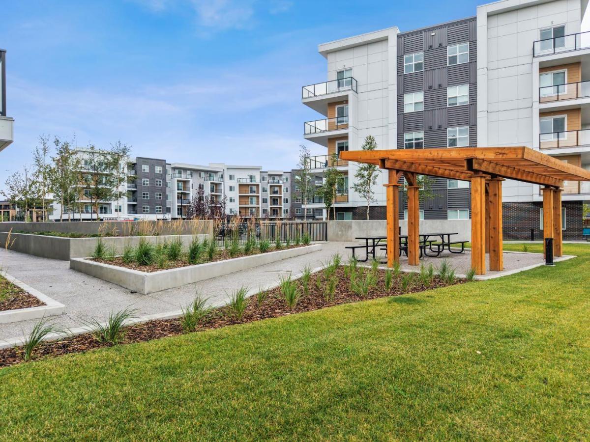 2219, 265 Wolf Willow Boulevard SE Calgary AB T2X 6P9 | MLS #A2342502 MLS #A2342502 image #0