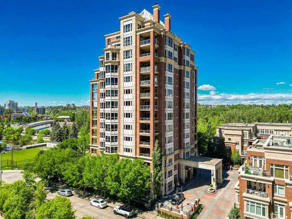 Eau Claire MLS #A2343025 image #0