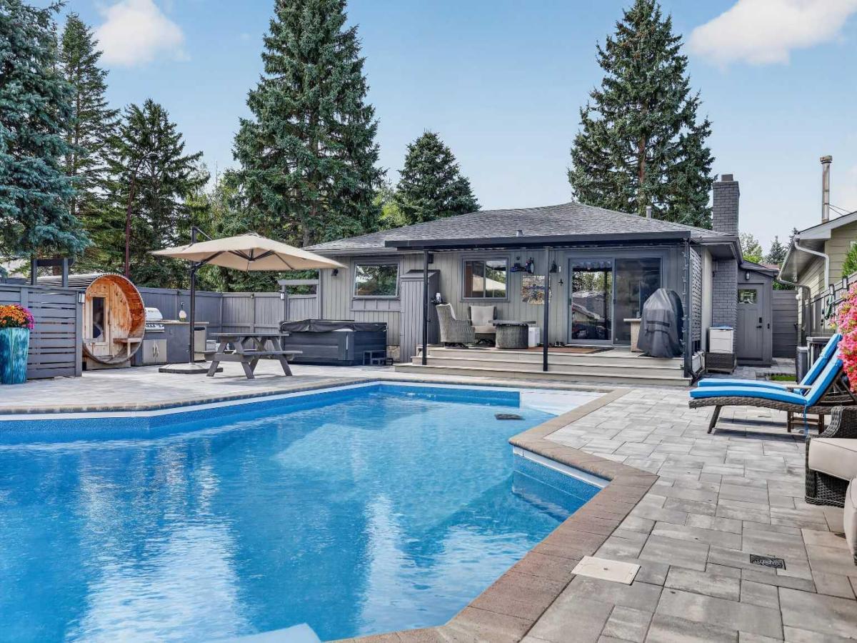 55 Midridge Close SE Calgary AB T2X 1G2 | MLS #A2343046 MLS #A2343046 image #0