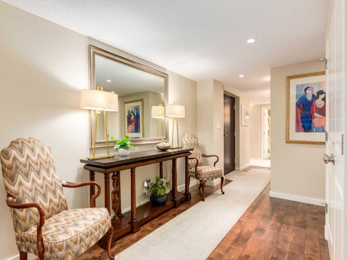 400F, 500 Eau Claire Avenue SW Calgary AB T2P 3R8 | MLS #A2343120 MLS #A2343120 image #0