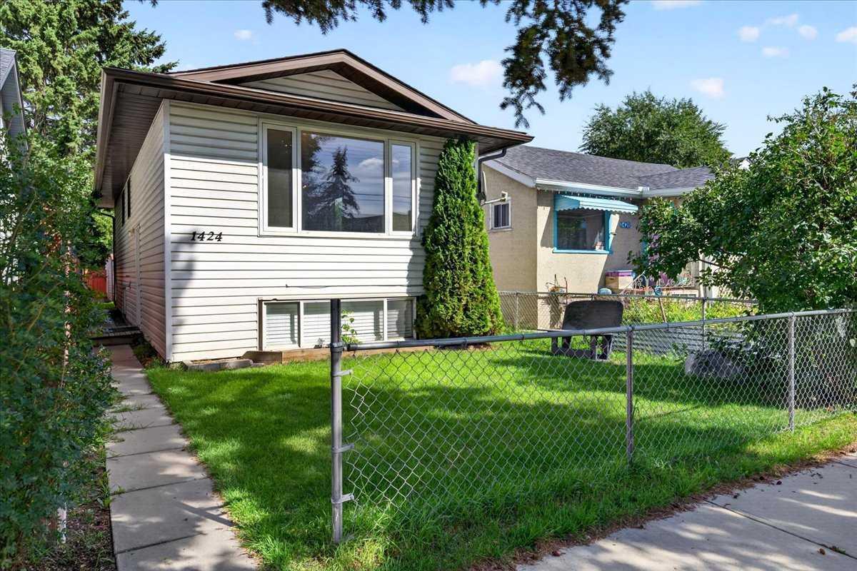 1424 11 Avenue SE Calgary AB T2G 0Z8 | MLS #A2343621 MLS #A2343621 image #0