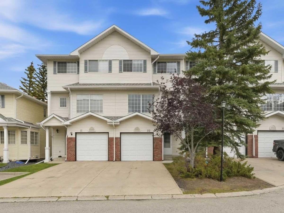 22 Lincoln Green SW Calgary AB T3R 7G6 | MLS #A2343763 MLS #A2343763 image #0