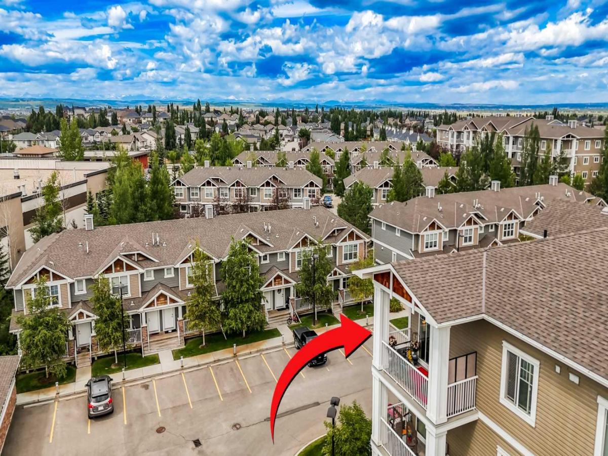 411, 406 Cranberry Park SE Calgary AB T3M 1Y9 | MLS #A2344272 MLS #A2344272 image #0
