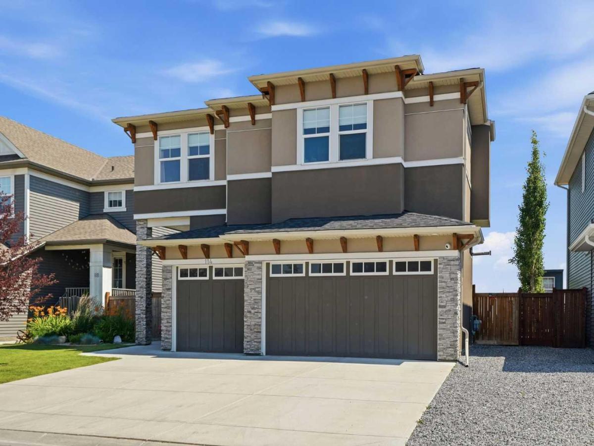 Lake Chestermere MLS #A2344813 image #0