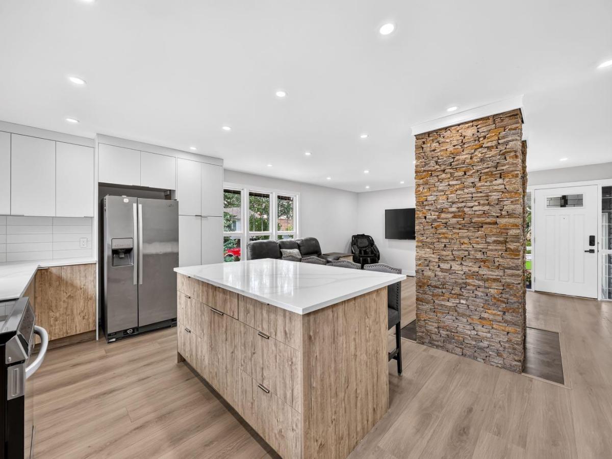 104 Silver Springs Green NW Calgary AB T3B 3Y9 | MLS #A2345499 MLS #A2345499 image #0