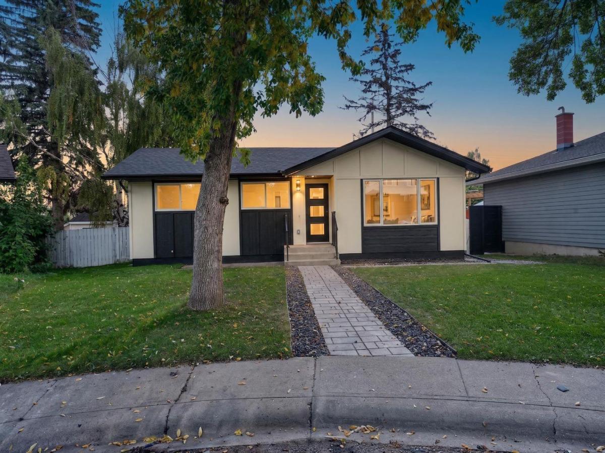 140 Fyffe Road SE Calgary AB T2H 1C1 | MLS #A2346402 MLS #A2346402 image #0