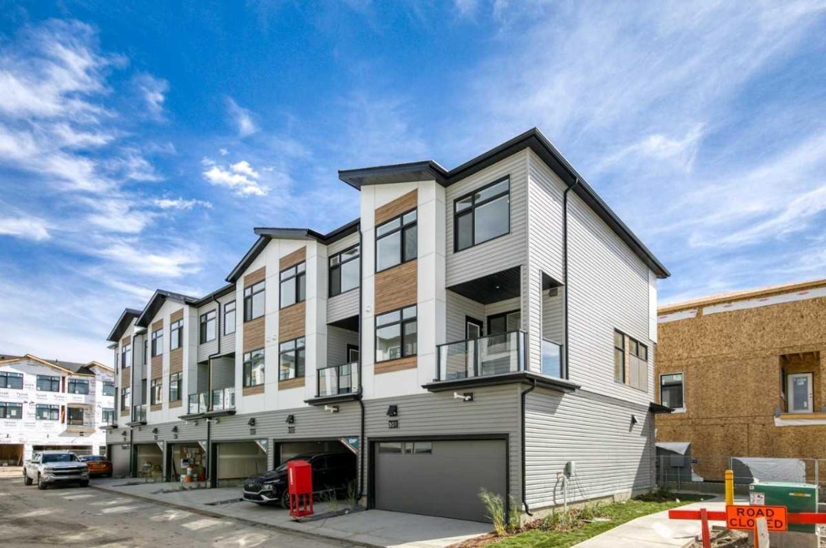 305, 1350 Cornerstone Street NE Calgary AB T3N1Y2 | MLS #A2346629 MLS #A2346629 image #0