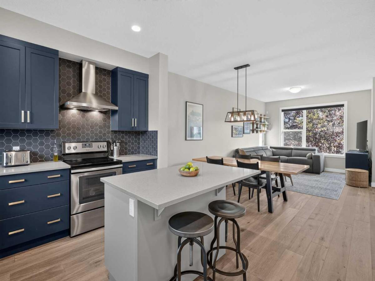 Walden MLS #A2346878 image #0