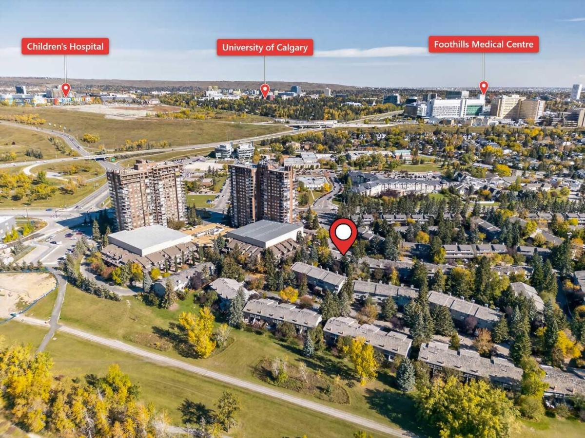 135 Point Drive NW Calgary AB T3B 5C8 | MLS #A2347387 MLS #A2347387 image #0