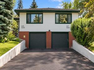 1415 Rosehill Drive NW Calgary AB T2K 1M3 | MLS #A2349864 MLS #A2349864 image #0