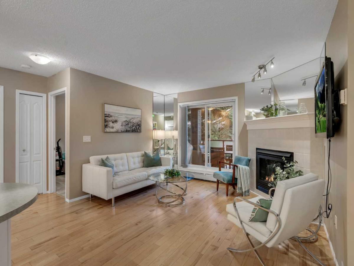 215, 10 Sierra Morena Mews SW Calgary AB T3H 3K5 | MLS #A2350425 MLS #A2350425 image #0