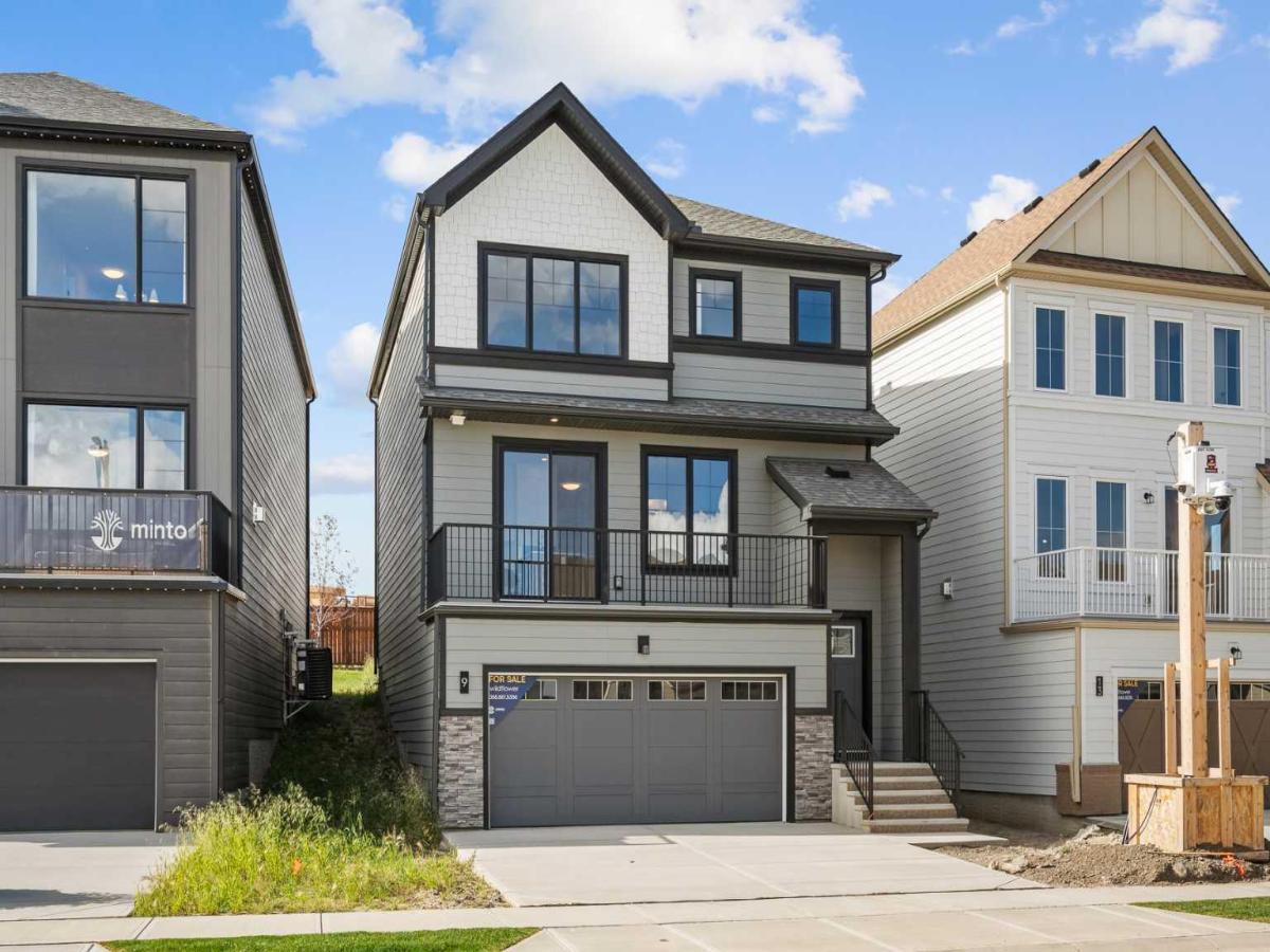 1059 Thimbleberry Hill SW Airdrie AB T4B 5S1 | MLS #A2351175 MLS #A2351175 image #0