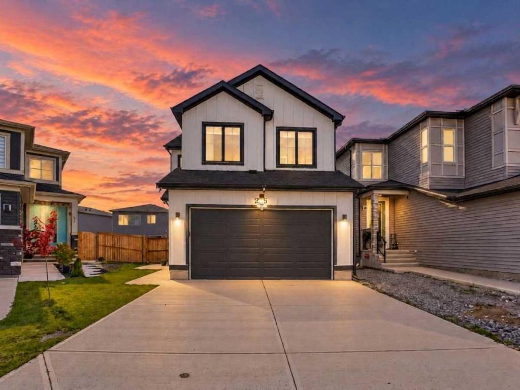 25 Belvedere Terrace SE Calgary AB T2A 7G1 | MLS #A2353174 MLS #A2353174 image #0