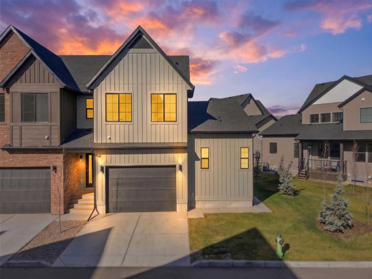 604, 201 Cooperswood Green SW Airdrie AB T4B 5R2 | MLS #A2353920 MLS #A2353920 image #0