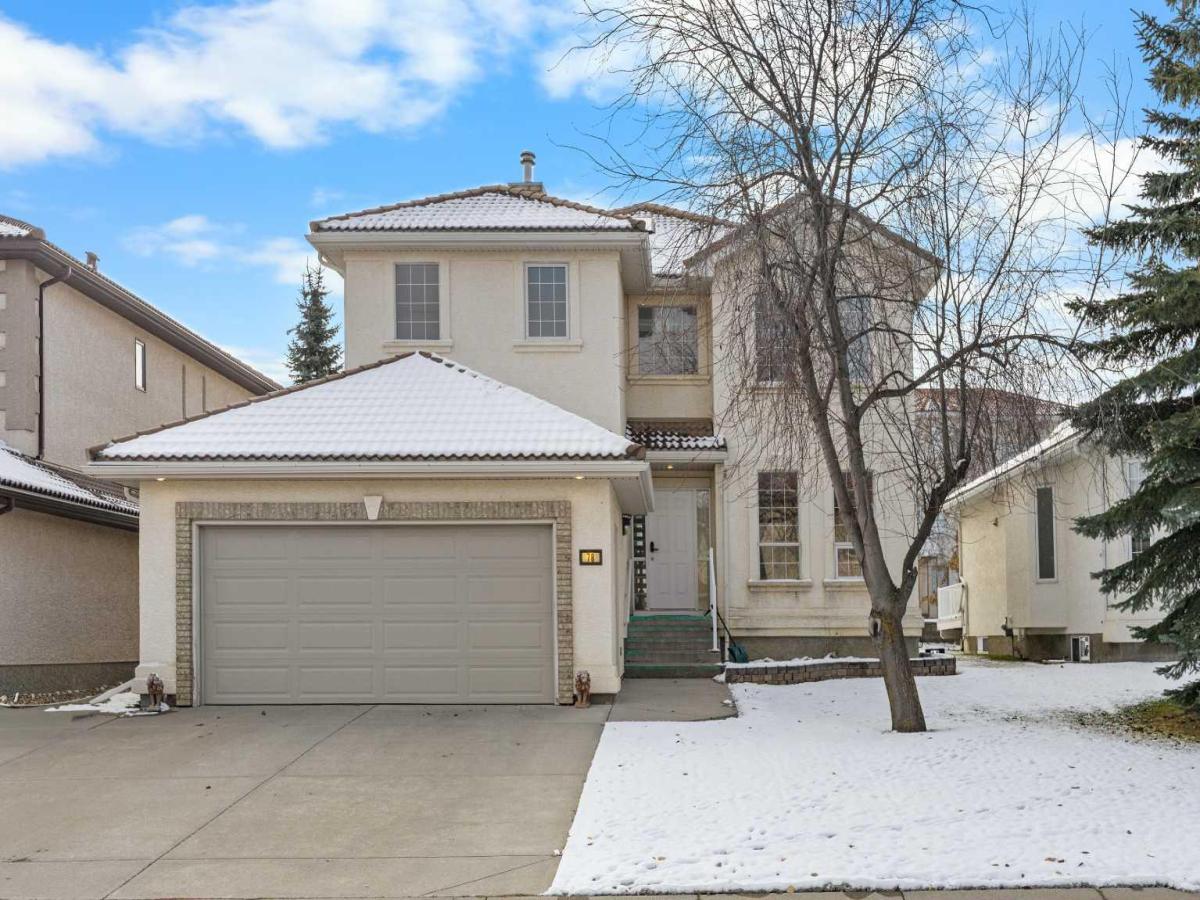 Hamptons MLS #A2355010 image #0