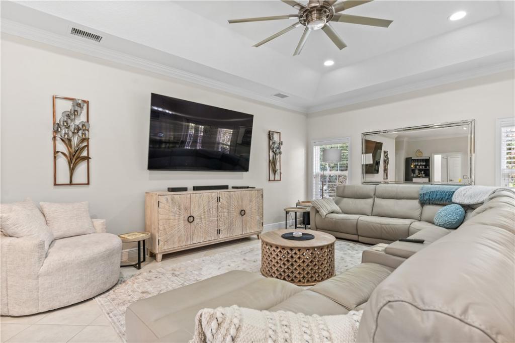 MLS #295355 image #0