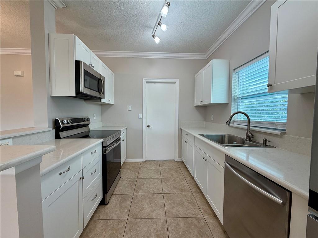MLS #295602 image #0