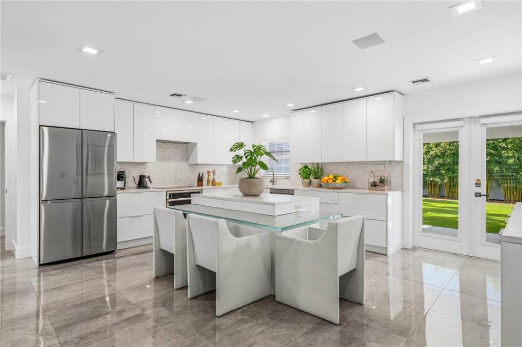 MLS #298153 image #0