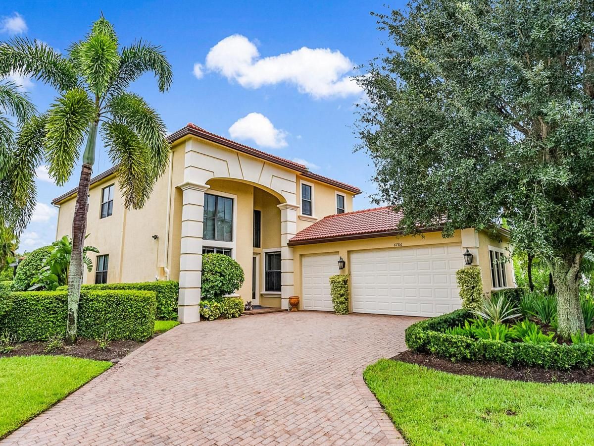 MLS #RX-10910034 image #0