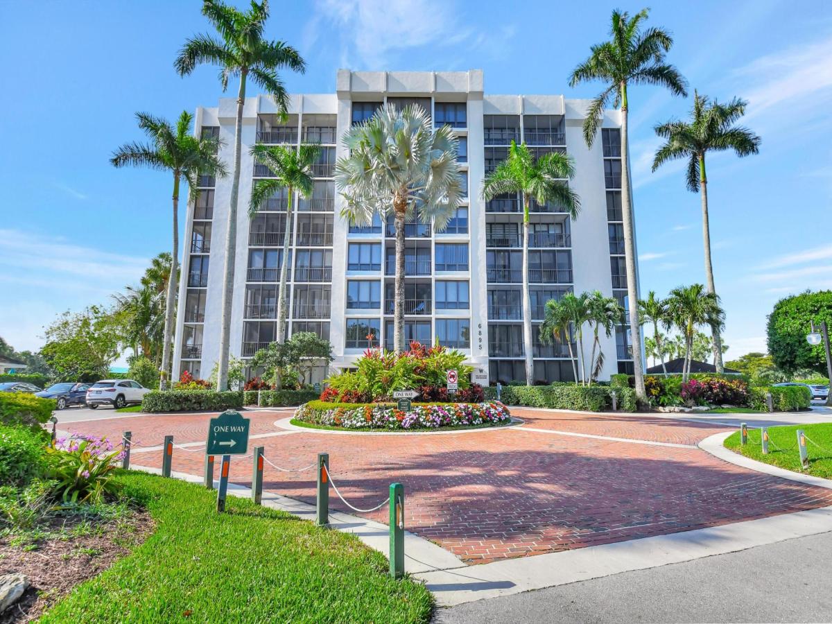 MLS #RX-10916283 image #0