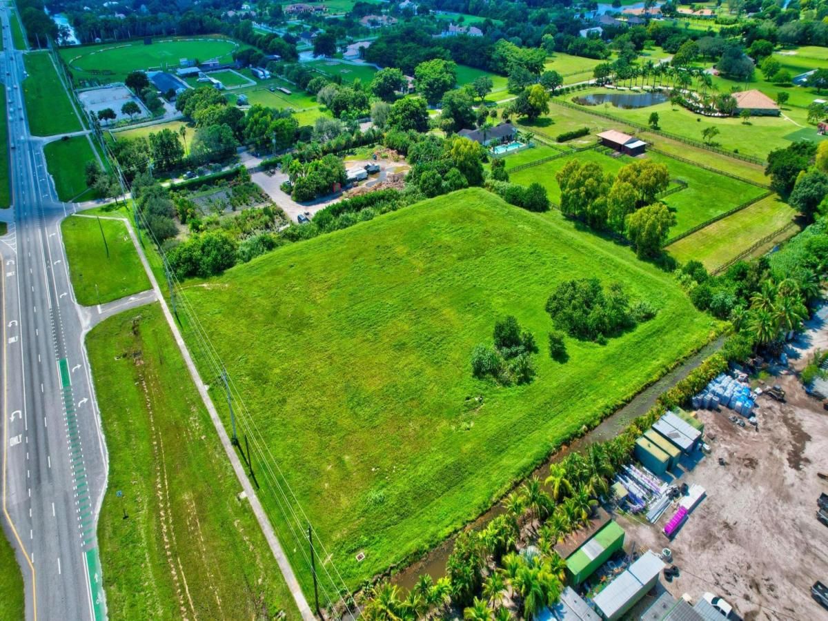 MLS #RX-10947705 image #0