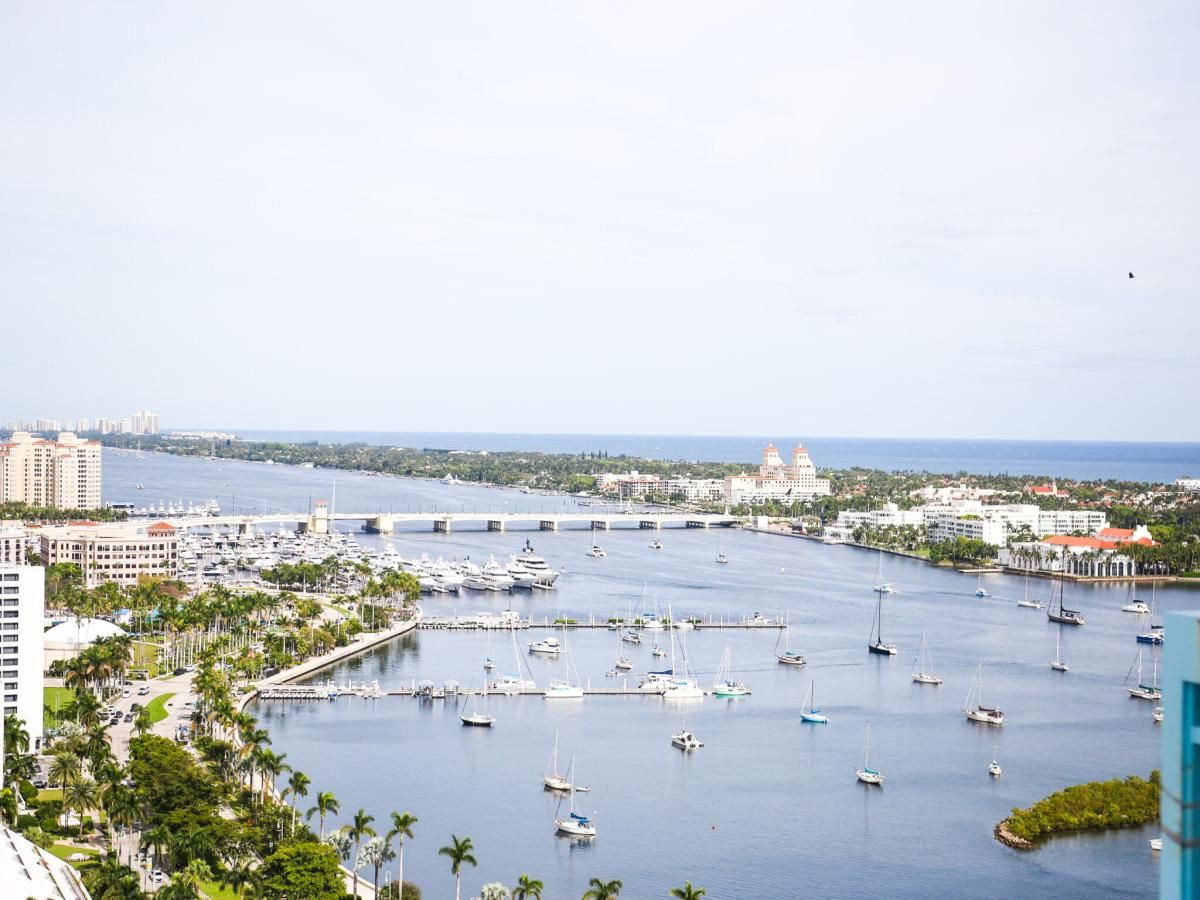 MLS #RX-10951939 image #0