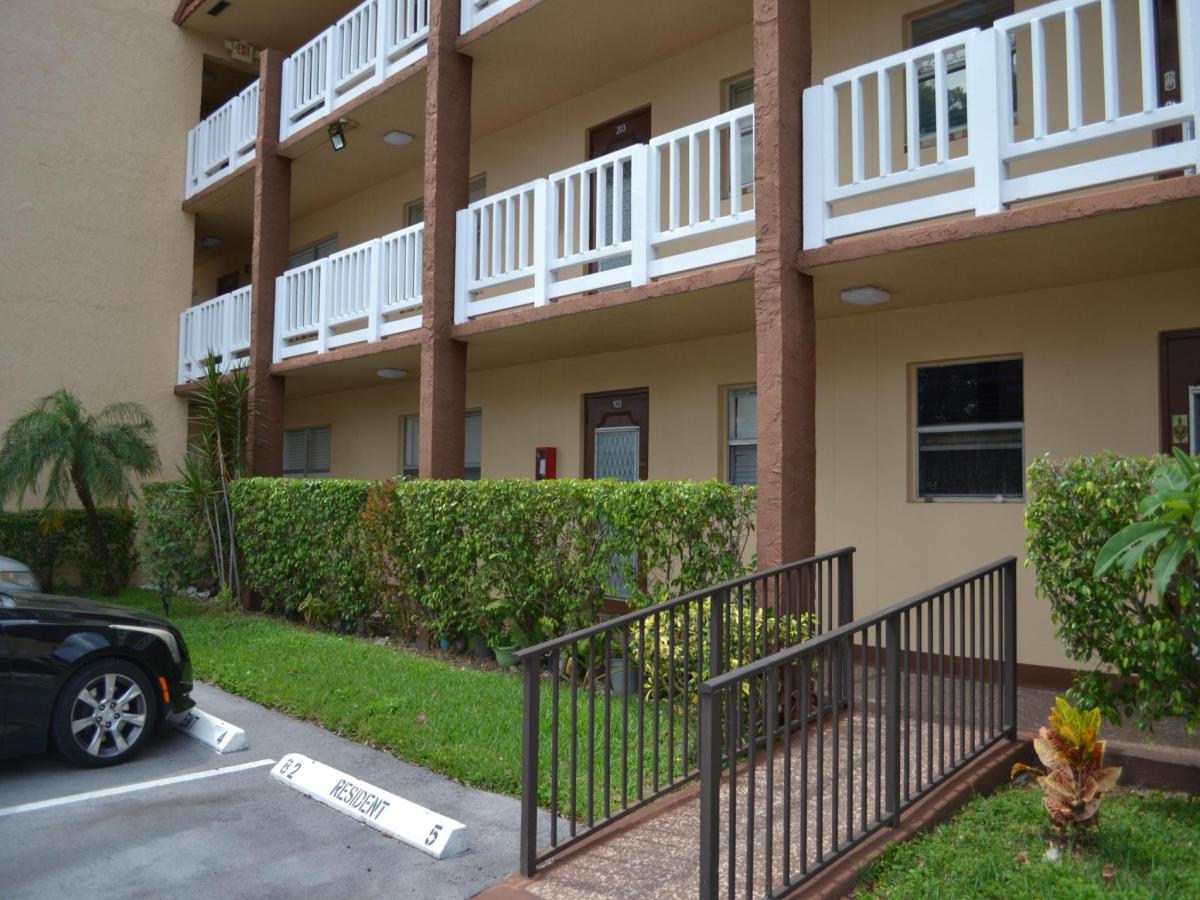 MLS #RX-10976282 image #0