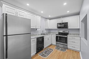 MLS #RX-10978015 image #0