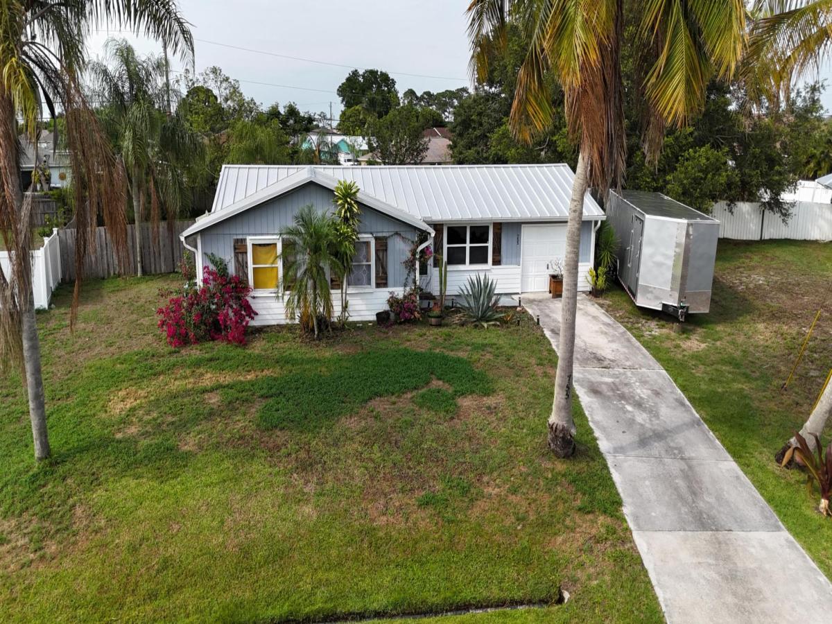 MLS #RX-10989455 image #0